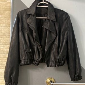 Cropped leather jacket